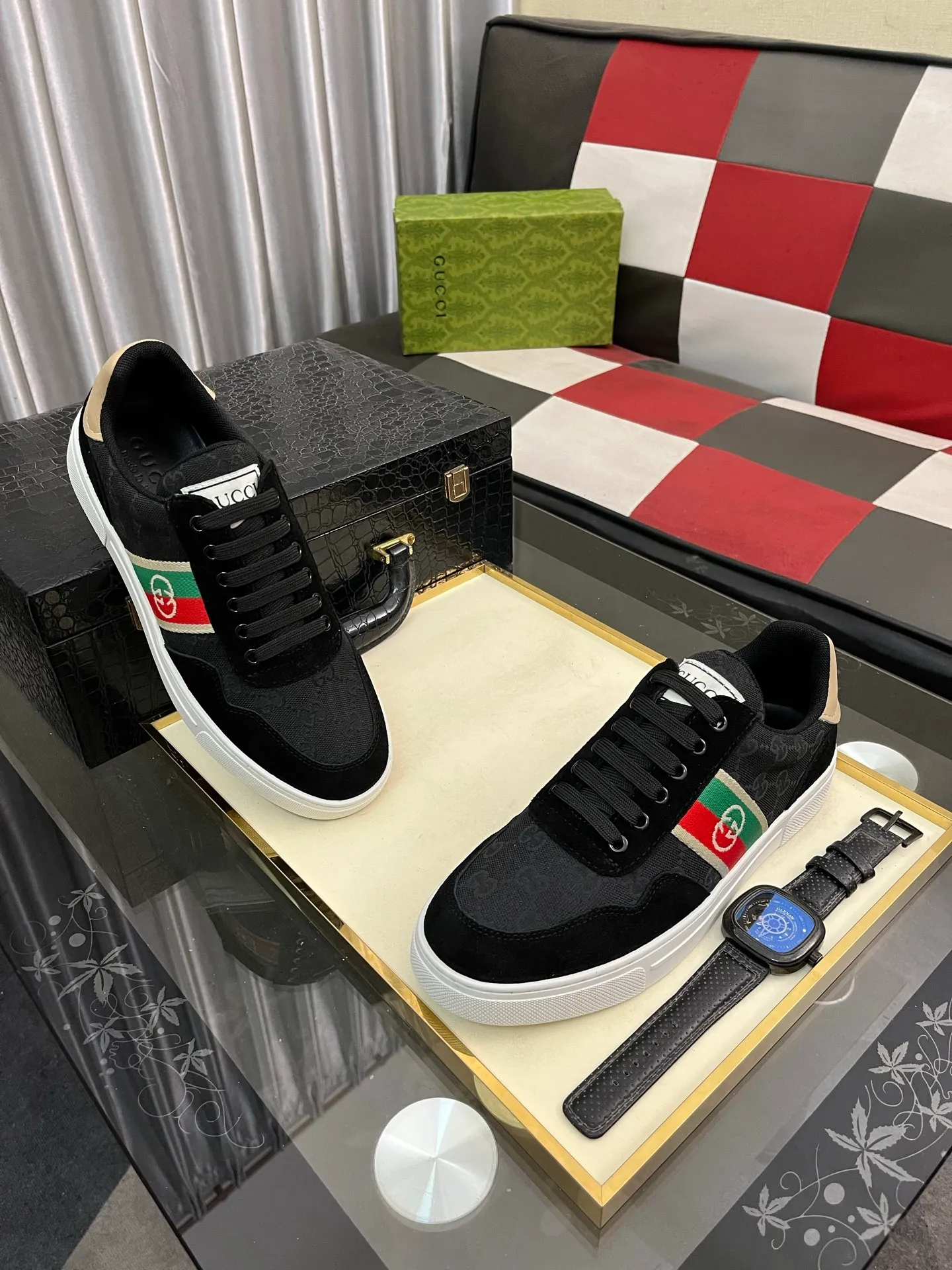 Men's shoes 💰440⌚️⌚️ (GUCCI) Men's casual shoes from Gucci's official website, the same style, the upper is made of cowhide with imported new brand elements Gucci, showing a good atmosphere, simple design, super versatile, 🐑 leather lining, air-cushion rubber outsole, size 38-443️⃣ colors available